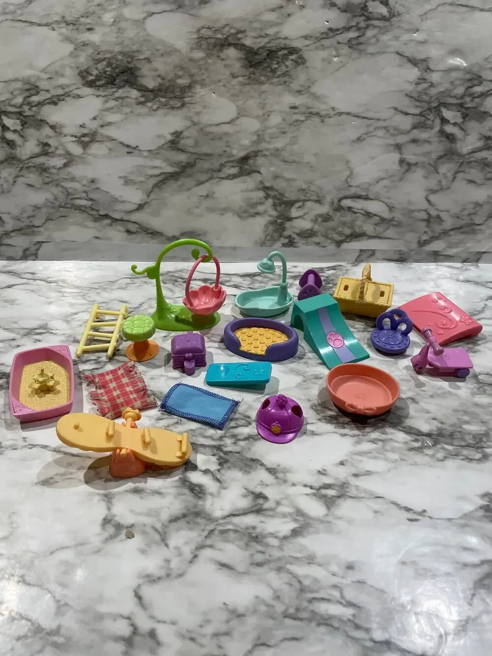 Littlest pet shop accessory bundle!